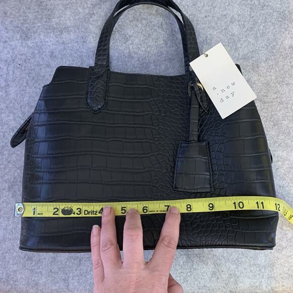 NWT A New Day Black Vegan Leather Handbag, Faux Crocodile Purse Adjustable - Picture 12 of 14
